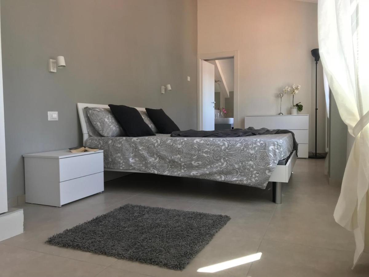 Appartamento Cortile กันโนบีโอ ภายนอก รูปภาพ